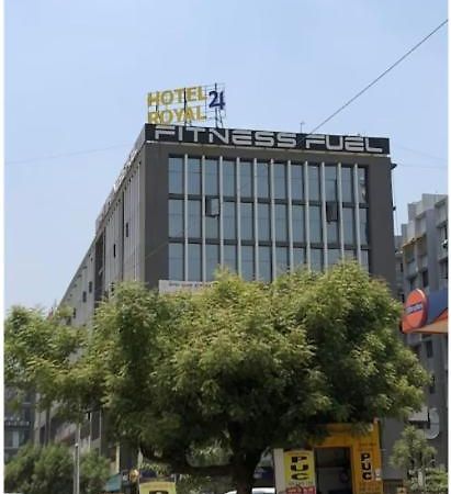 Hotel Royal 24 Ahmedabad Luaran gambar