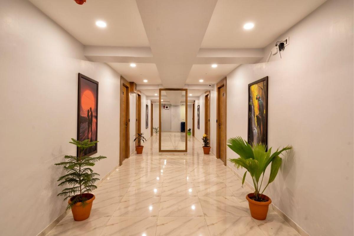 Hotel Royal 24 Ahmedabad Luaran gambar