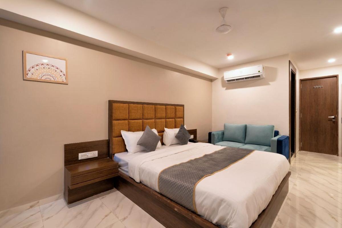 Hotel Royal 24 Ahmedabad Luaran gambar